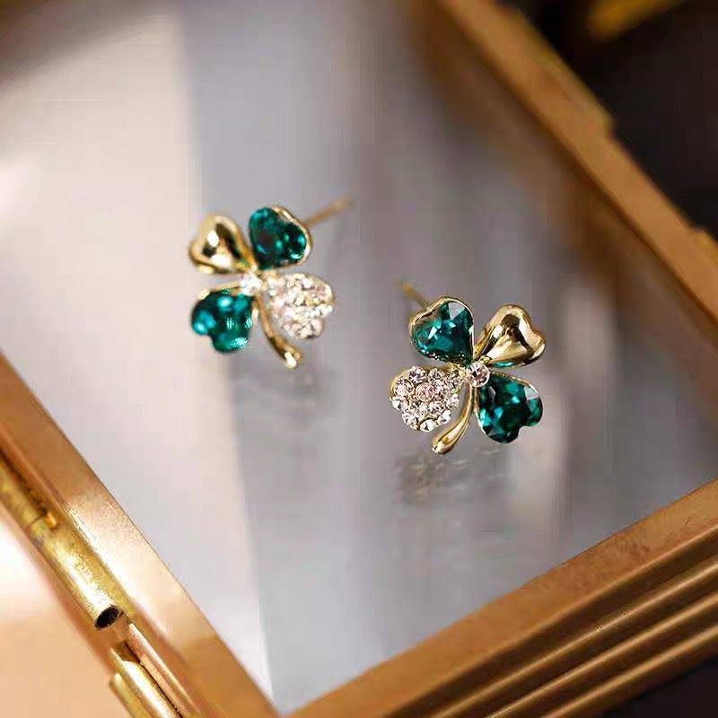 Women's Four Leaf Grass Light Luxury Premium Earrings